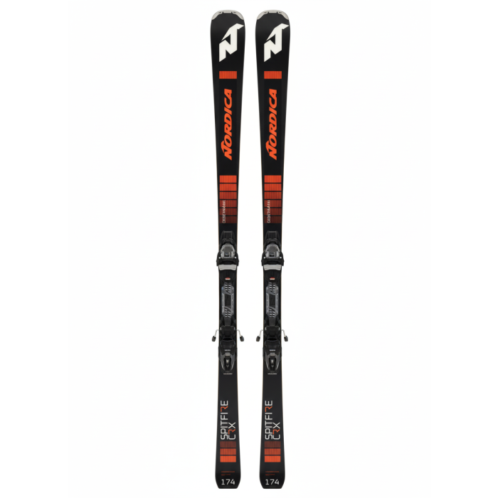 Sci Nordica Spitfire CRX visti frontalmente con attacchi montati.