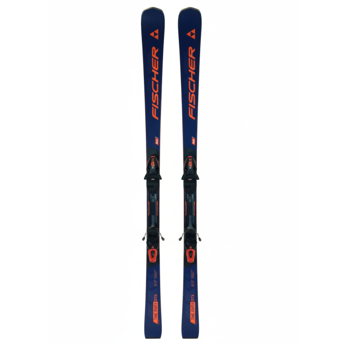 Sci Fischer The Curv DTX visti di lato, con attacchi montati.