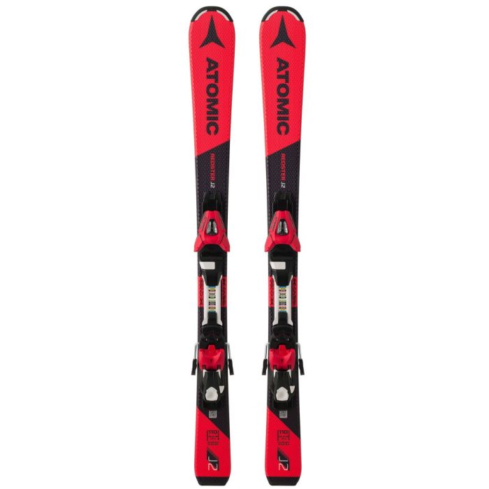 Sci Atomic Redster J2 visti di fronte con attacchi montati e design rosso e nero.